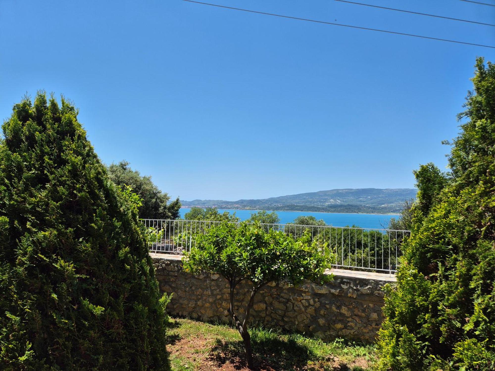 Apartments Marina House Farsa Bagian luar foto